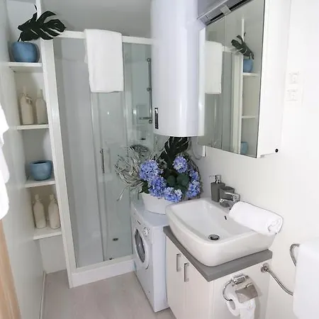 Holiday home Floating Sea House Kahne *
