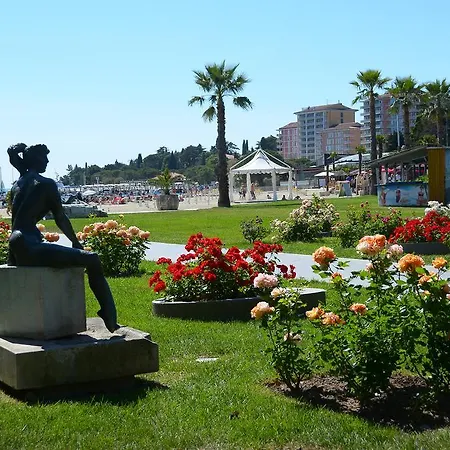 בית נופש Floating Sea House Kahne *