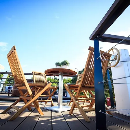 בית נופש Floating Sea House Kahne