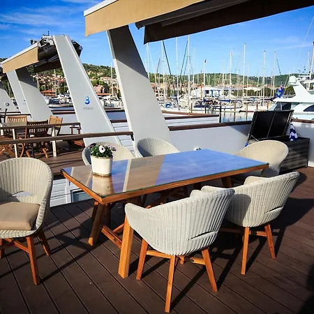 Floating Sea House Kahne Semesterbostad Portorož