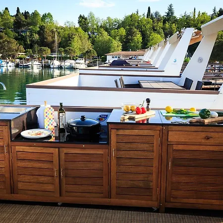 Floating Sea House Kahne Portorož