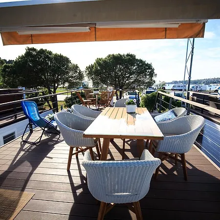 Floating Sea House Kahne Semesterbostad Portorož