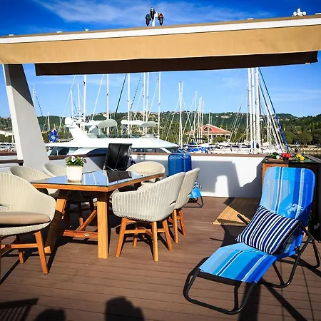Floating Sea House Kahne Semesterbostad Portorož