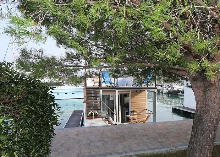 Tatil Evi Floating Sea House Kahne Portorož