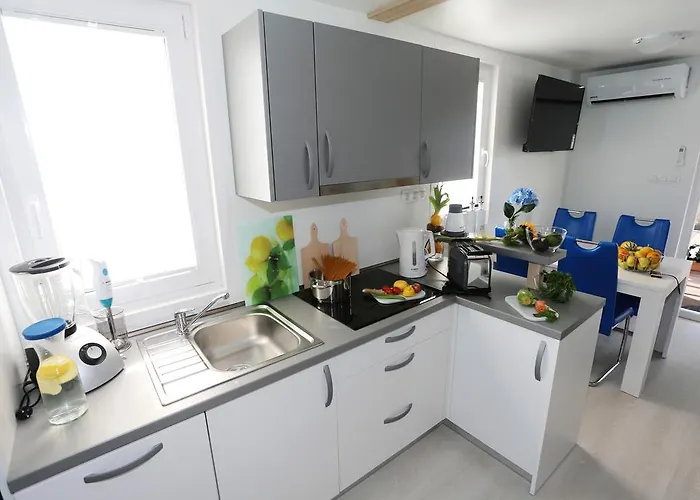 Floating Sea House Kahne * Portorož