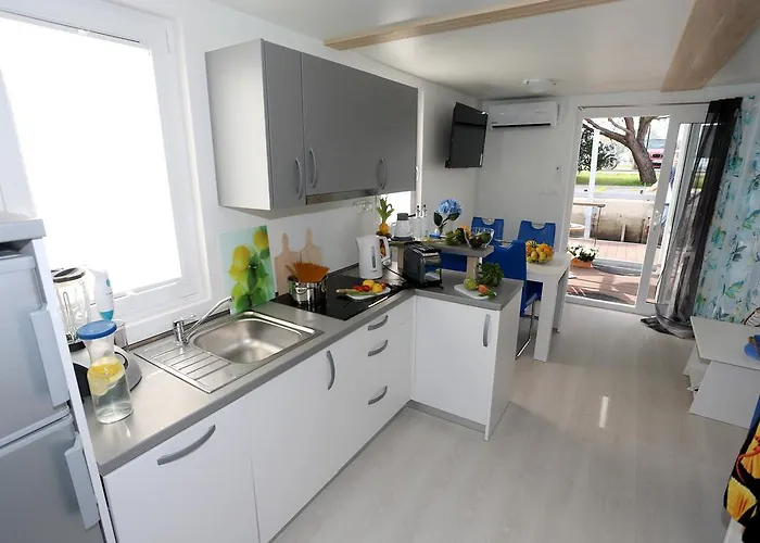 Tatil Evi Floating Sea House Kahne Portorož