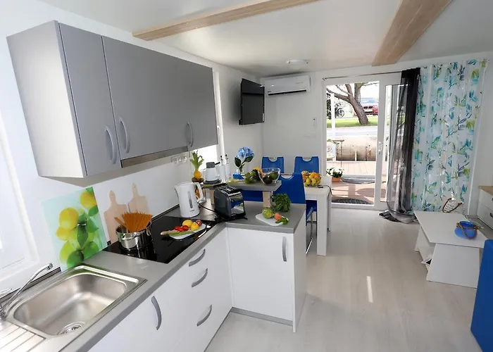 Floating Sea House Kahne Tatil Evi Portorož