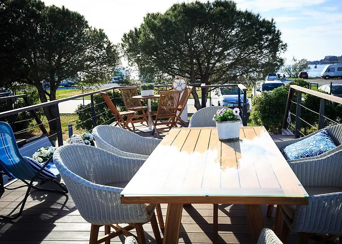 Floating Sea House Kahne Tatil Evi Portorož